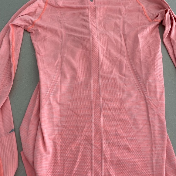 LULU LEMON quarter zip - Picture 5 of 5